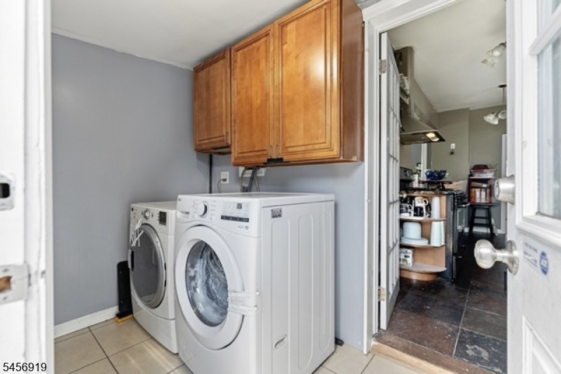 26 Dane St Property Photo 15