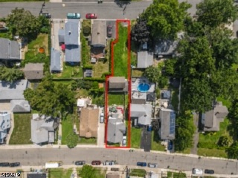 26 Dane St Property Photo 27