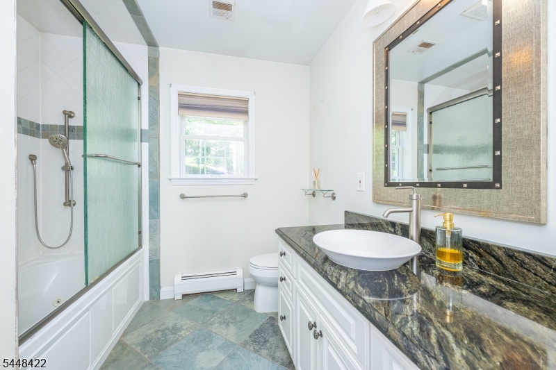 38 Oneida Ave Property Photo 15