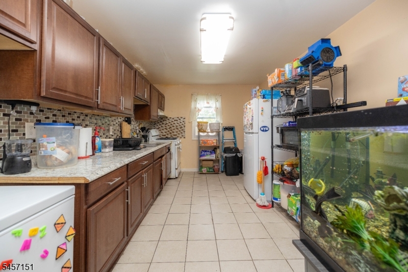 222 Bowers St Property Photo 17