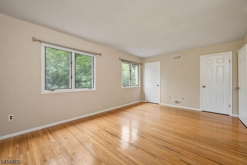 103 Continental Rd Property Photo 16