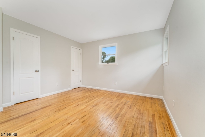 10 Lynnfield Ter Property Photo 24
