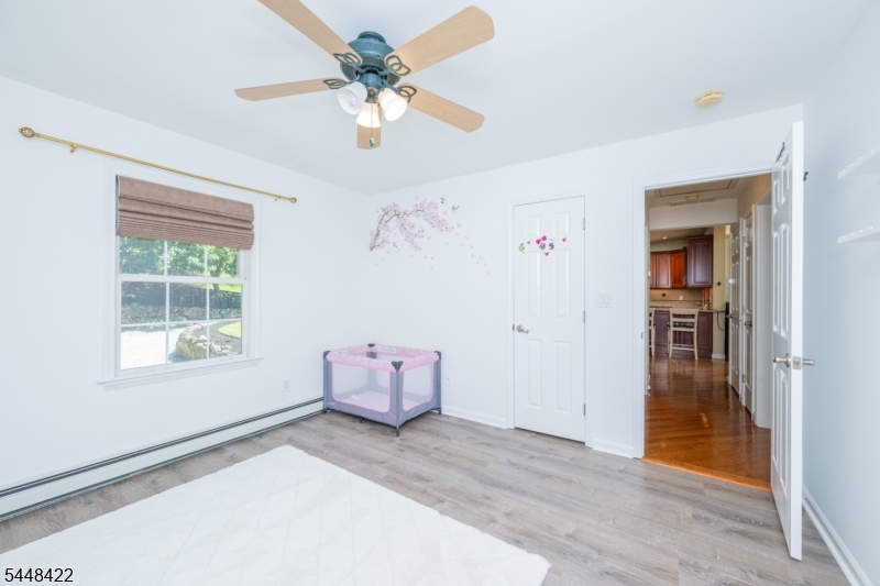 38 Oneida Ave Property Photo 15