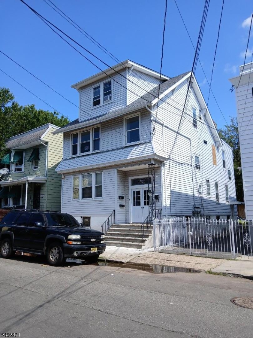 36 Smith St 2 Property Photo 1