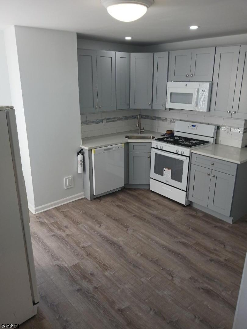 36 Smith St 2 Property Photo 7