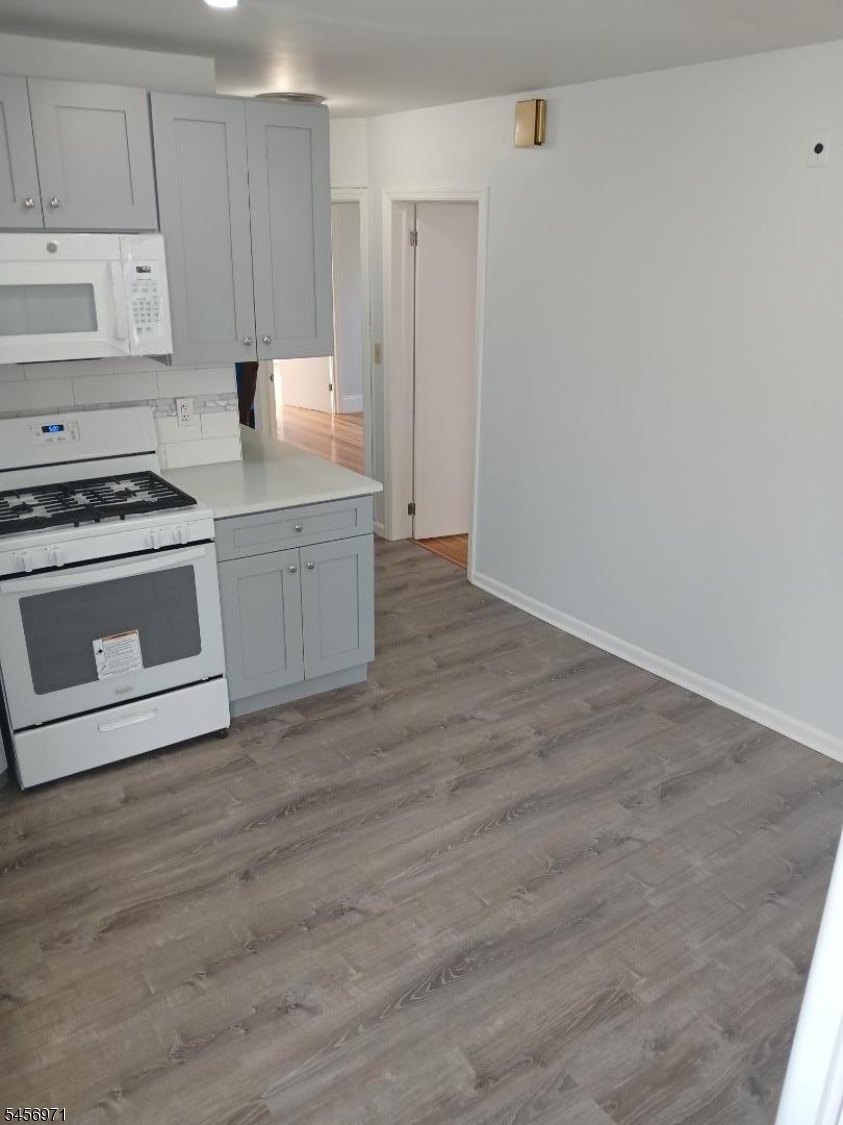 36 Smith St 2 Property Photo 8