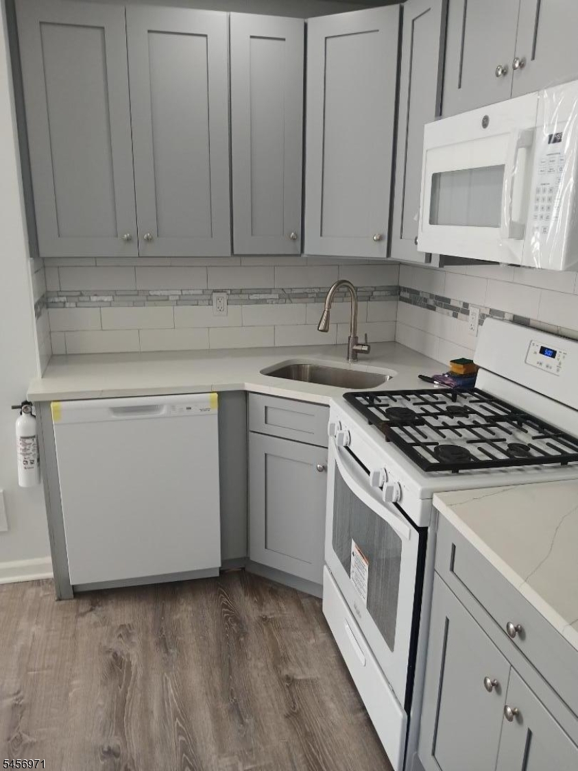 36 Smith St 2 Property Photo 11