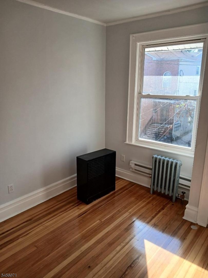 36 Smith St 2 Property Photo 35