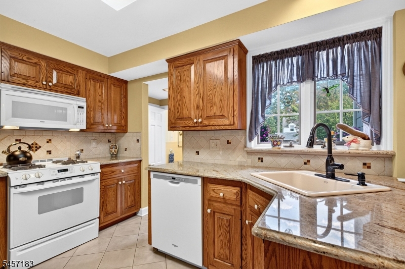 665 Fairfield Way Property Photo 13