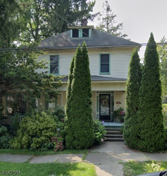 414 Mansfield St Property Photo 4
