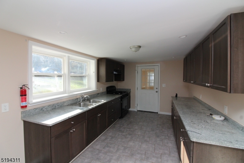 172 Musconetcong River Road Property Photo 3