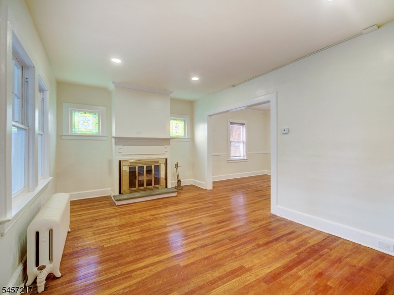 161 Franklin Ter Property Photo 7
