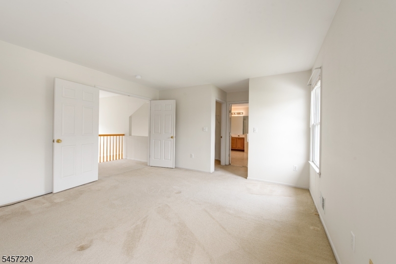 4 Hawthorn Dr Property Photo 32