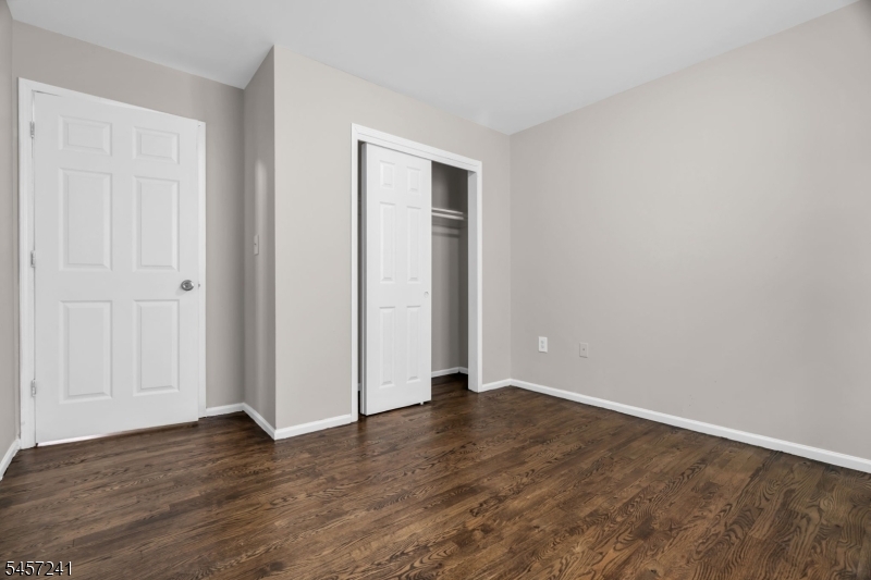 232 4th St Property Photo 19