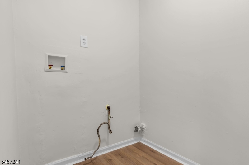 232 4th St Property Photo 26