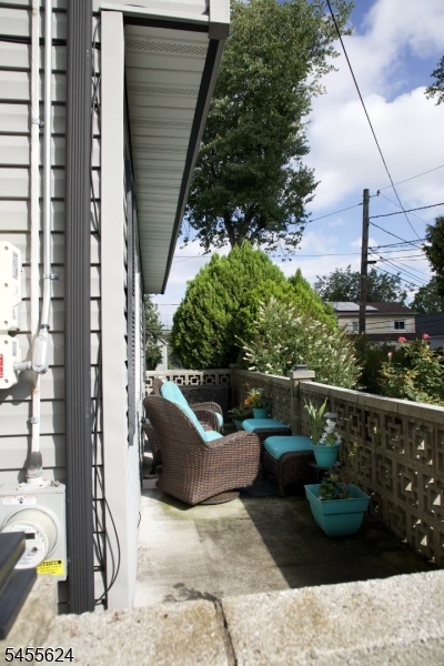 81 S Prospect Terrace Property Photo 5