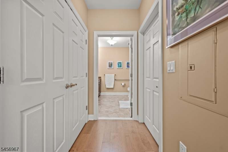 463 Victoria Drive Property Photo 15
