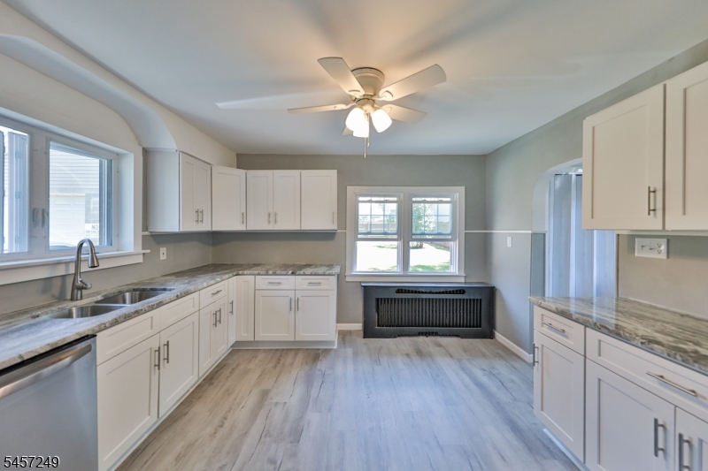 793 Culkin St Property Photo 10