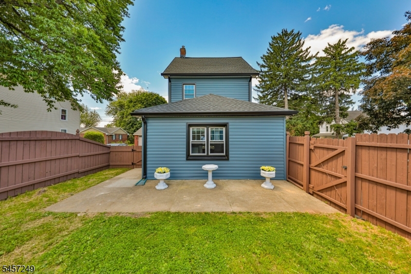 793 Culkin St Property Photo 28