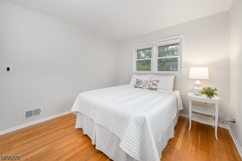 43 Roosevelt Ave Property Photo 19