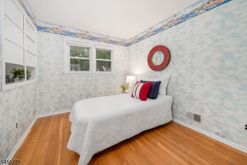 43 Roosevelt Ave Property Photo 22