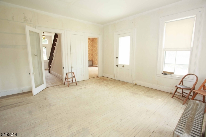 8 High St Property Photo 14