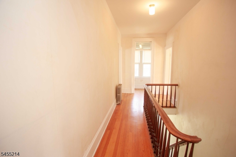 8 High St Property Photo 28
