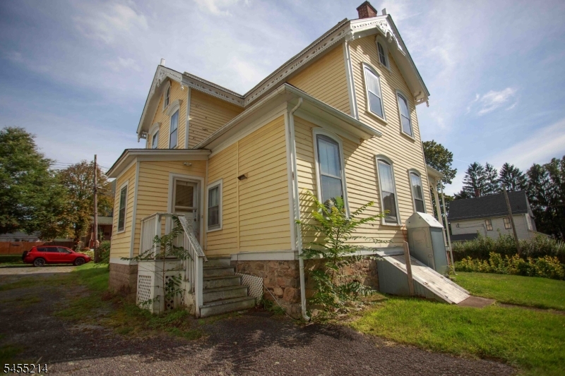 8 High St Property Photo 36