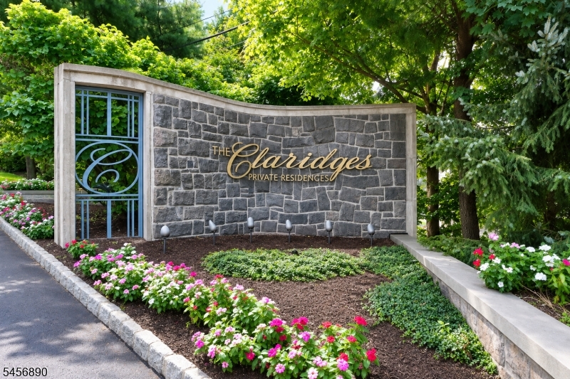 1 Claridge Dr 1025 Property Photo 16