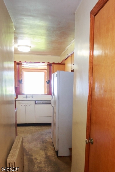 3 Linden Ave Property Photo 11