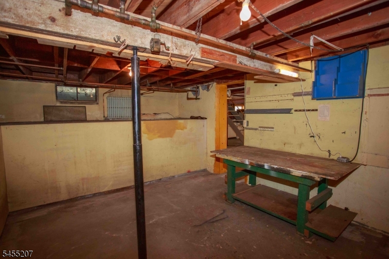 3 Linden Ave Property Photo 27