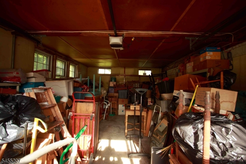 3 Linden Ave Property Photo 29