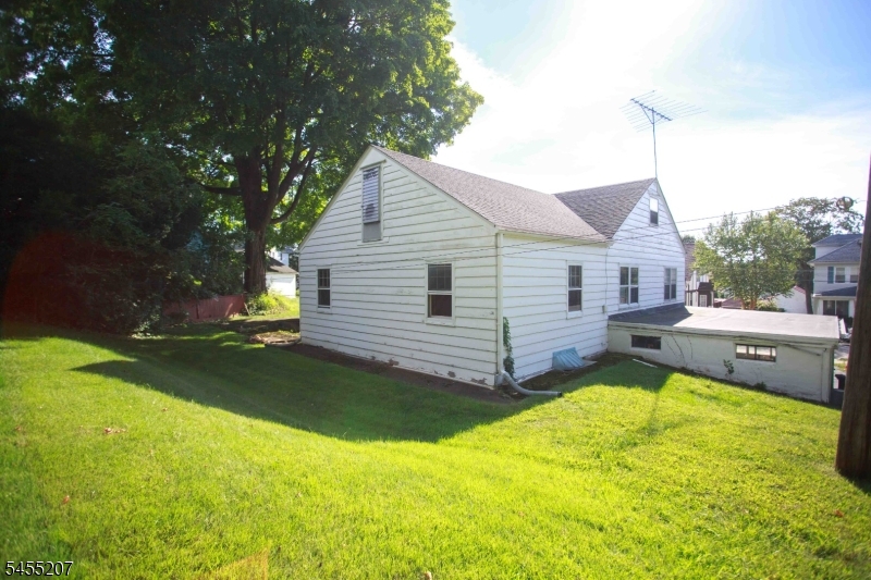 3 Linden Ave Property Photo 31