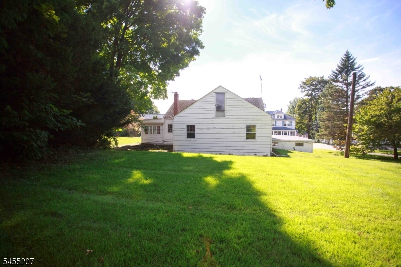 3 Linden Ave Property Photo 33
