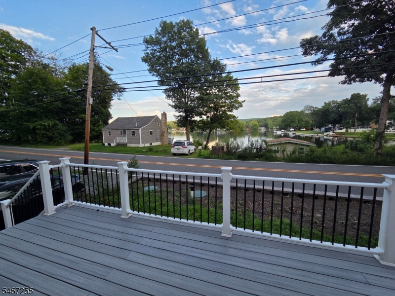 123 Lackawanna Dr Property Photo 3