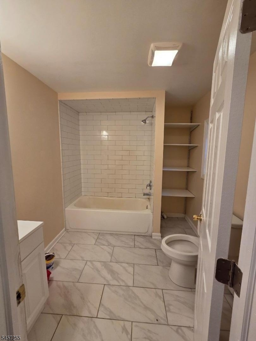 123 Lackawanna Dr Property Photo 23