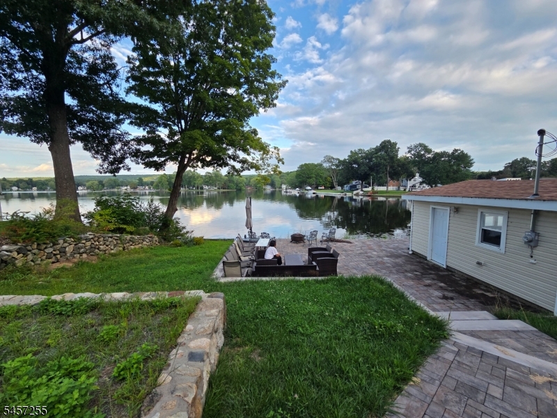 123 Lackawanna Dr Property Photo 25