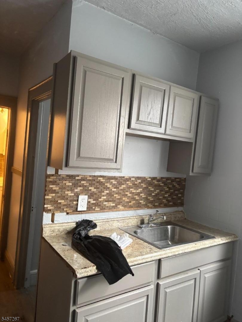 22 Peachtree Rd Property Photo 7