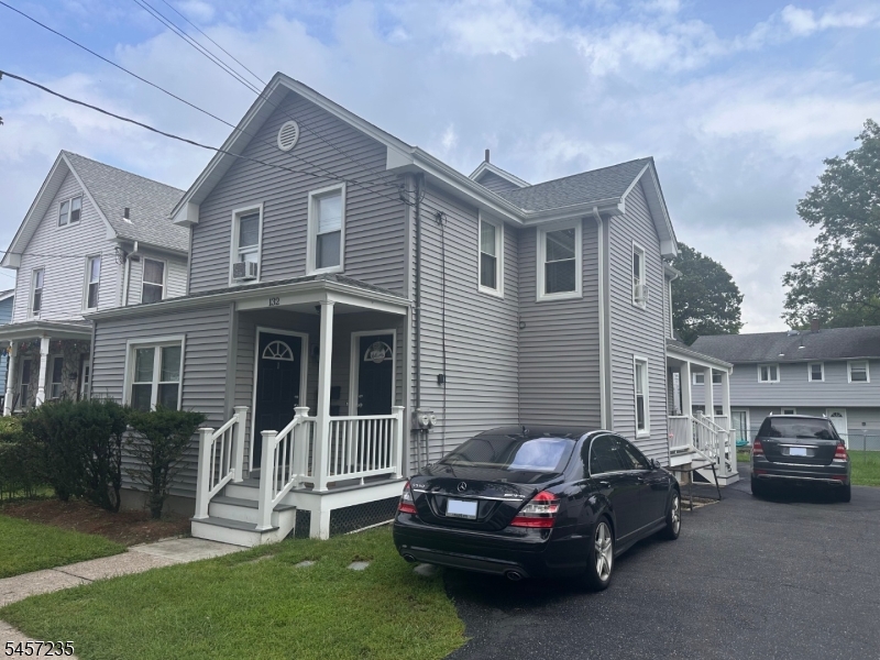 132 Stevens Ave Property Photo 1