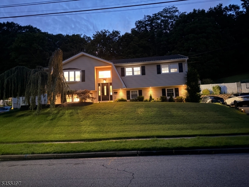 110 Avenue C Property Photo 3
