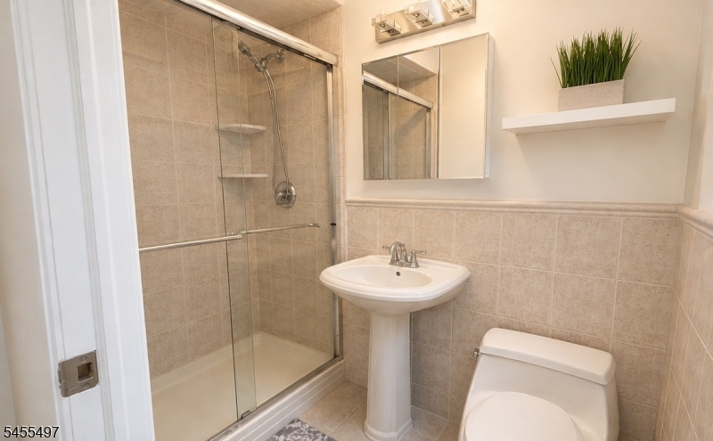 110 Avenue C Property Photo 7