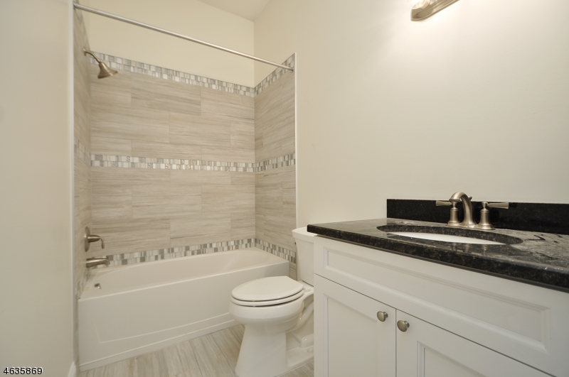 802 South Ave 3 Property Photo 5