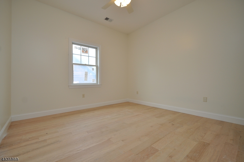 802 South Ave 3 Property Photo 6