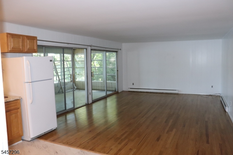 370 D Lake Shore South O4 D Property Photo 2
