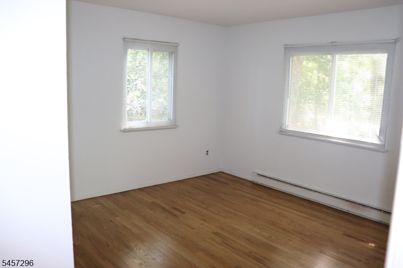 370 D Lake Shore South O4 D Property Photo 11
