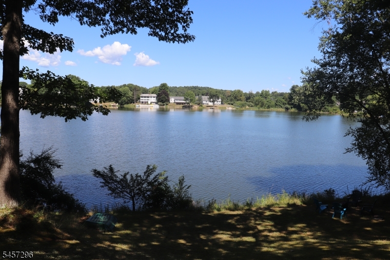 370 D Lake Shore South O4 D Property Photo 17