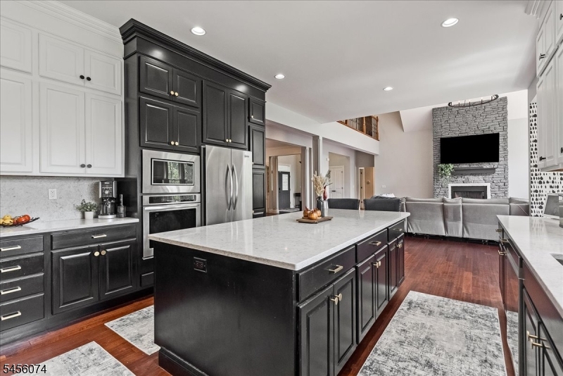 15 Windemere Way Property Photo 3