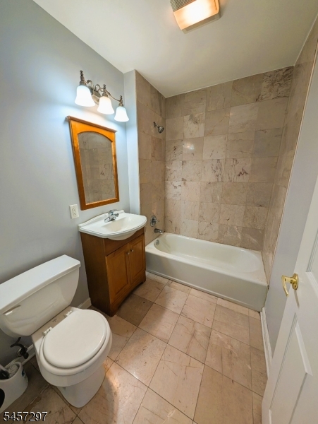 19 Market Property Photo 7