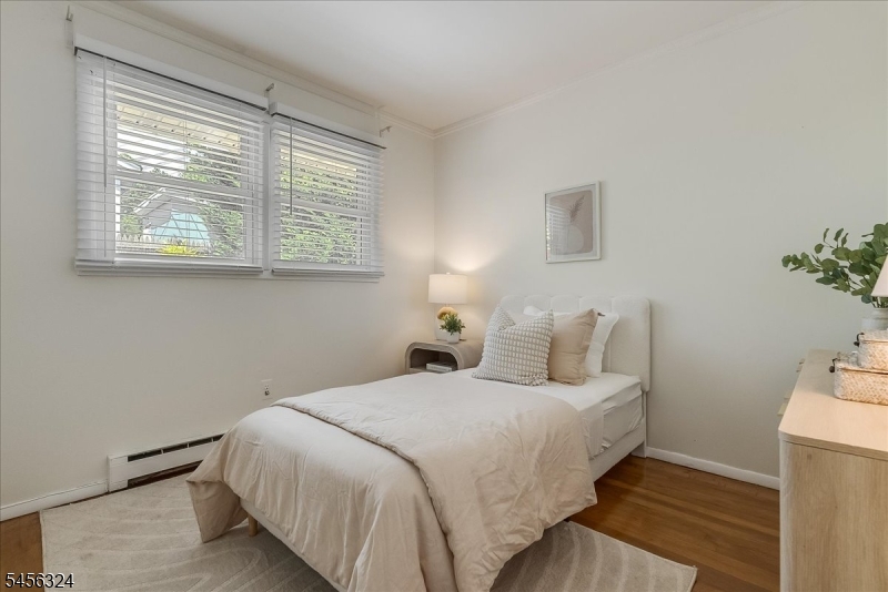 12 Francis Pl Property Photo 14