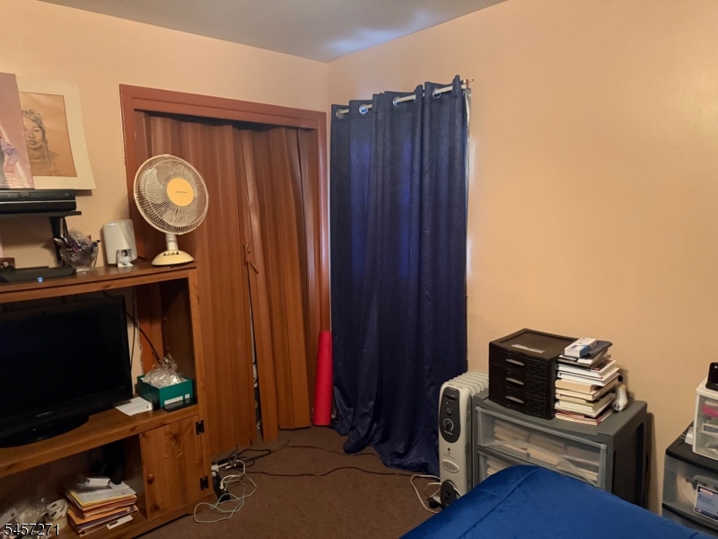 81 Chestnut Ave Property Photo 18